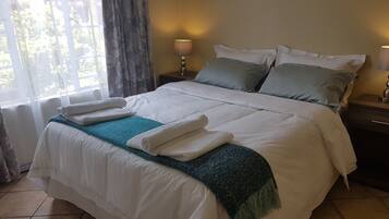 Family Apartment | 3 bedrooms, iron/ironing board, free WiFi, bed sheets