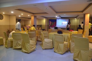 Business center - Hotel Samrat Kaushambi (Ghaziabad)