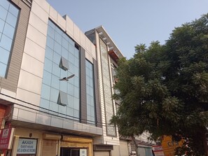 ด้านหน้าที่พัก