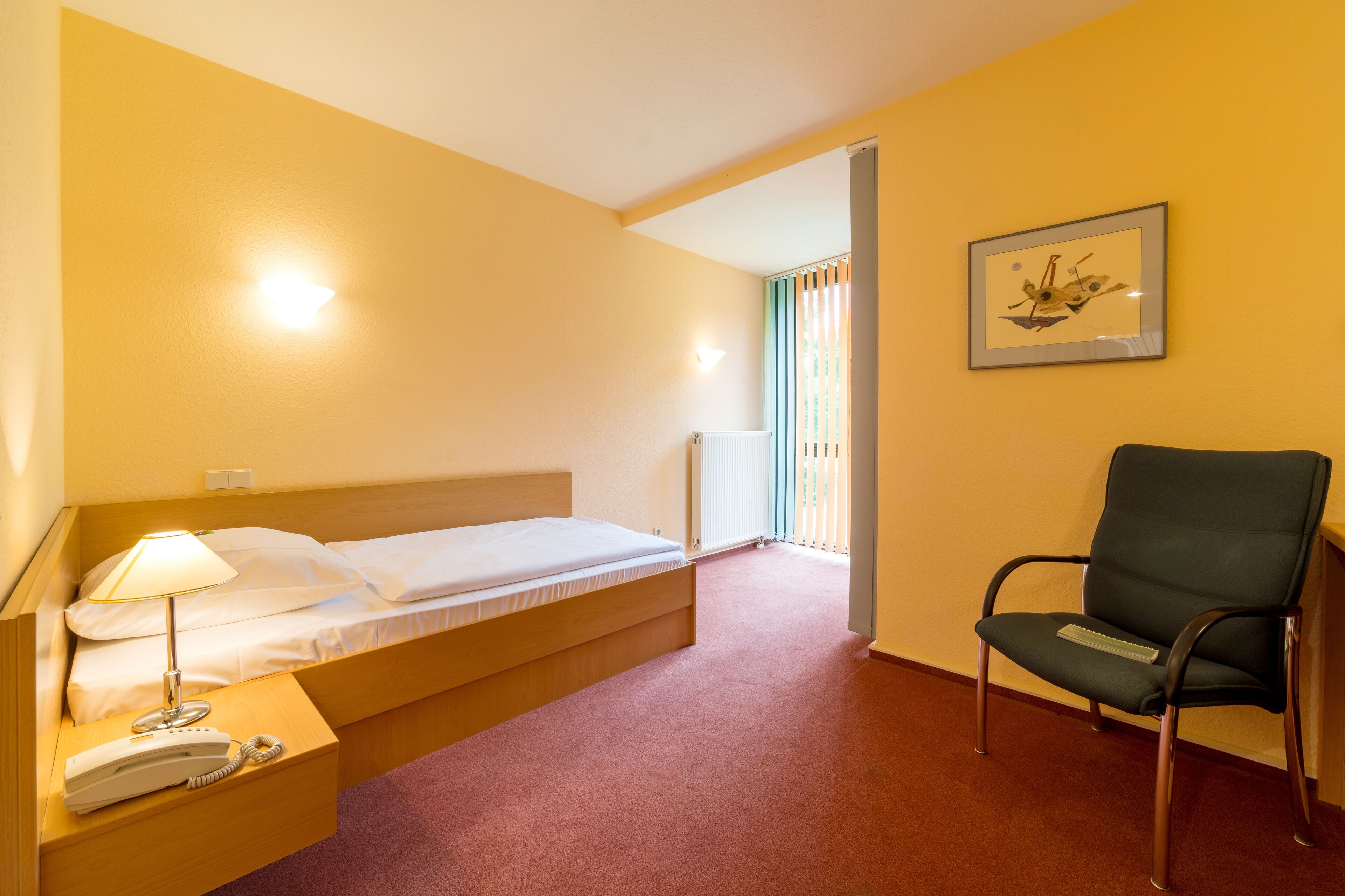 single room | in-room safe, desk, laptop workspace, cots/infant beds