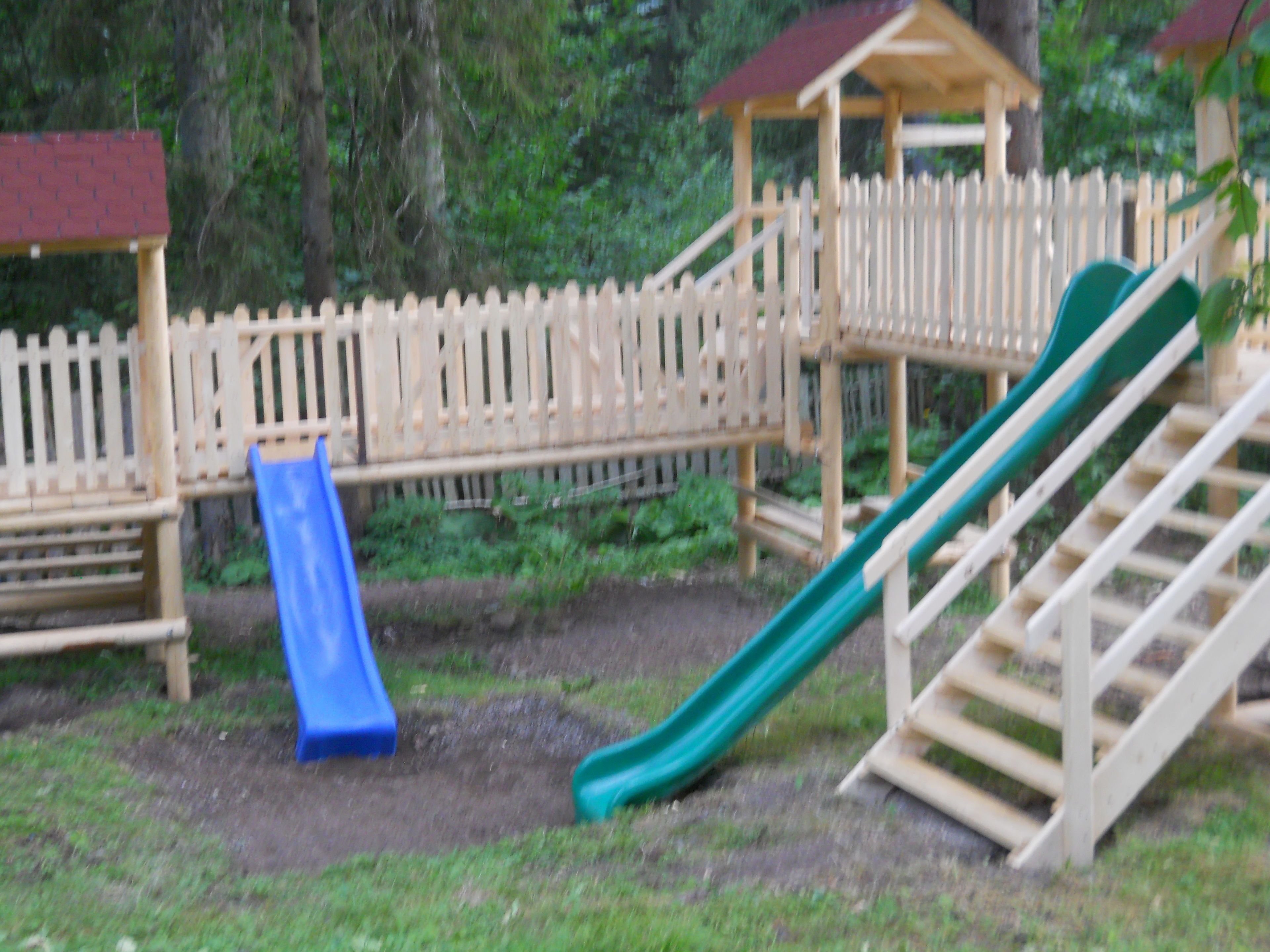 Children’s play area – outdoor