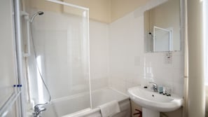 Classic Apartment, 1 Double Bed, Non Smoking, Ensuite | Bathroom shower - Crawford Street (London)