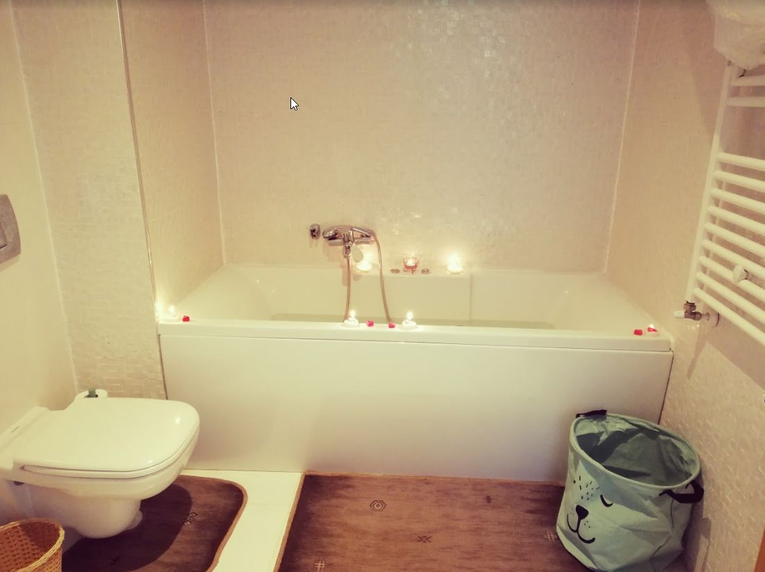 apartment, 1 bedroom, non smoking | bathroom | bathtub, jetted bath, free toiletries, hair dryer