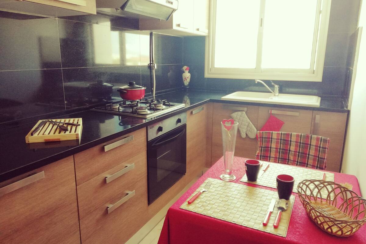 apartment, 1 bedroom, non smoking | private kitchen | fridge, microwave, oven, stovetop