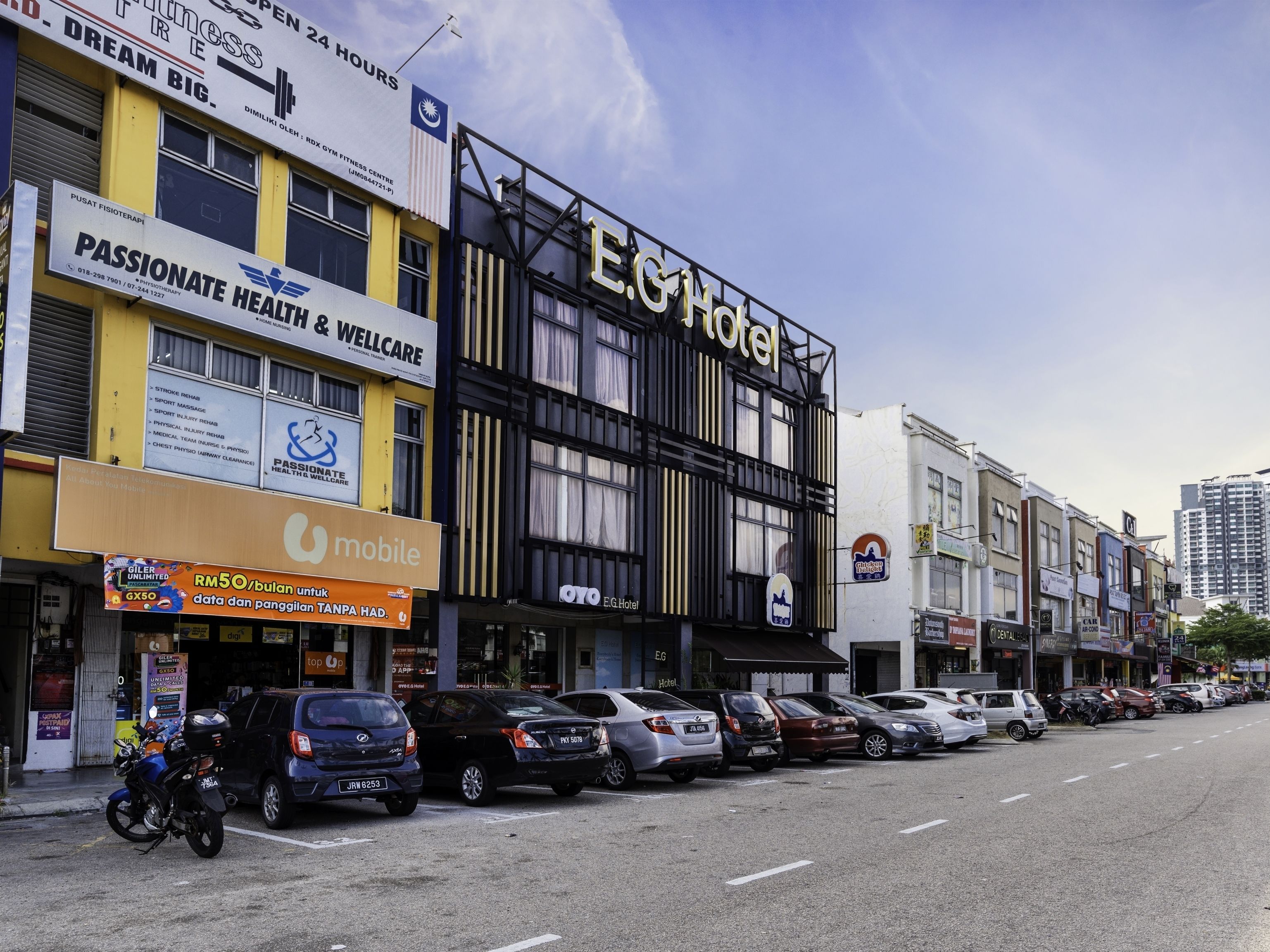 Photo - Super OYO 494 EG Hotel