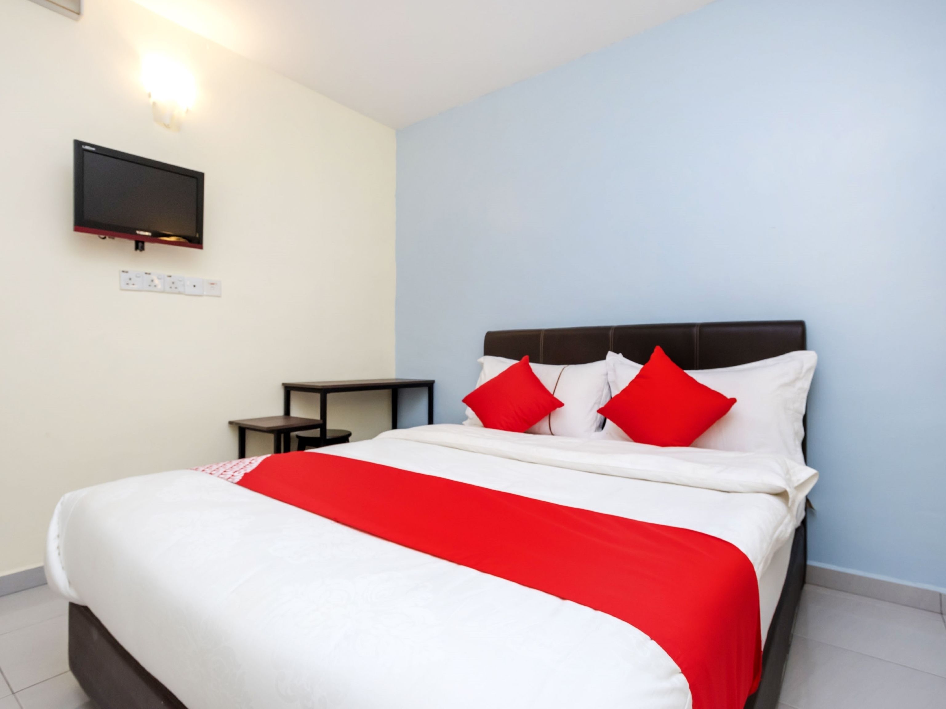 Photo - Super OYO 494 EG Hotel