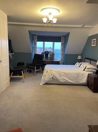 家庭套房, 海景 (Shower) | 特色装修、特色家居、折叠床/加床(额外收费)、免费 WiFi. 希尔克雷斯特之家民宿