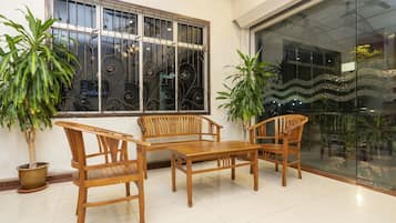 Kawasan tempat duduk lobi