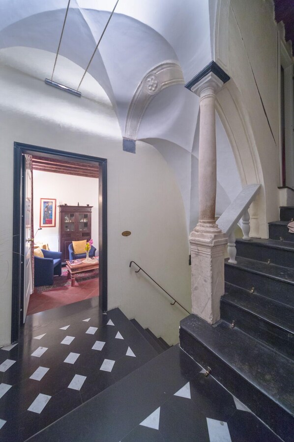 Building design - affittacamere San Lorenzo B&B (Genoa)