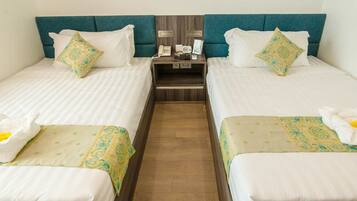 Egyptian cotton sheets, premium bedding, in-room safe, desk