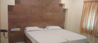 Krishna Tourist Home