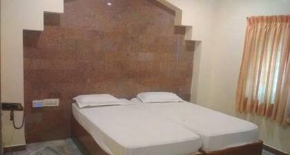 Krishna Tourist Home