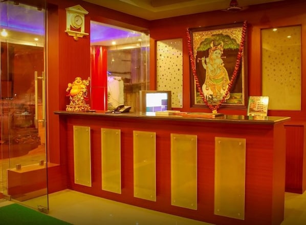 Quầy tiếp tân