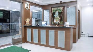 Quầy tiếp tân