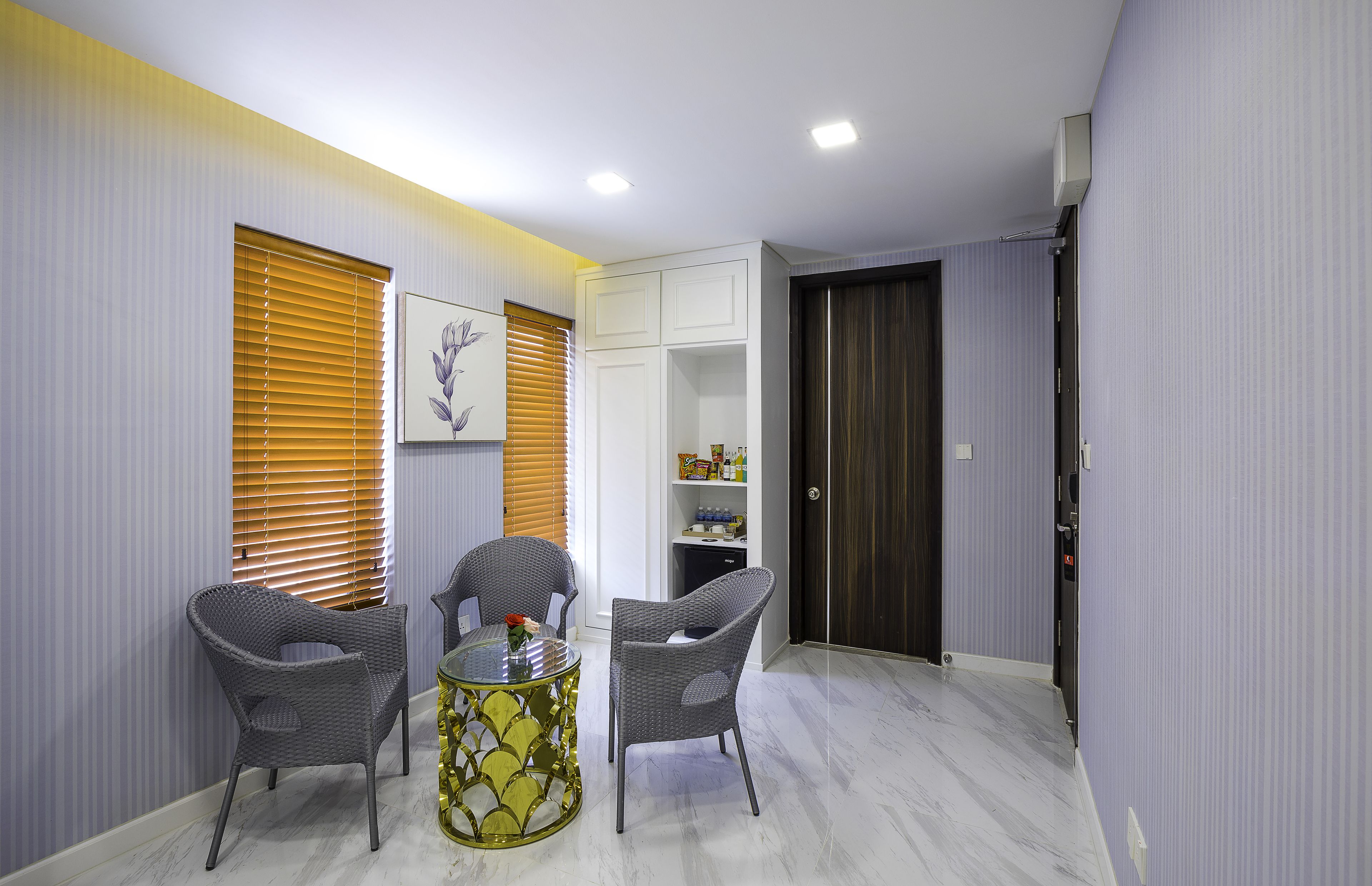 family room, 2 queen beds | premium bedding, minibar, in-room safe, desk