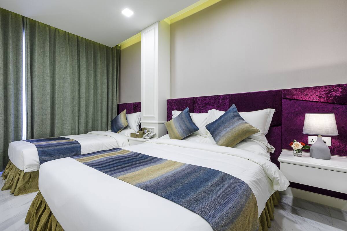 Premium bedding, minibar, in-room safe, desk
