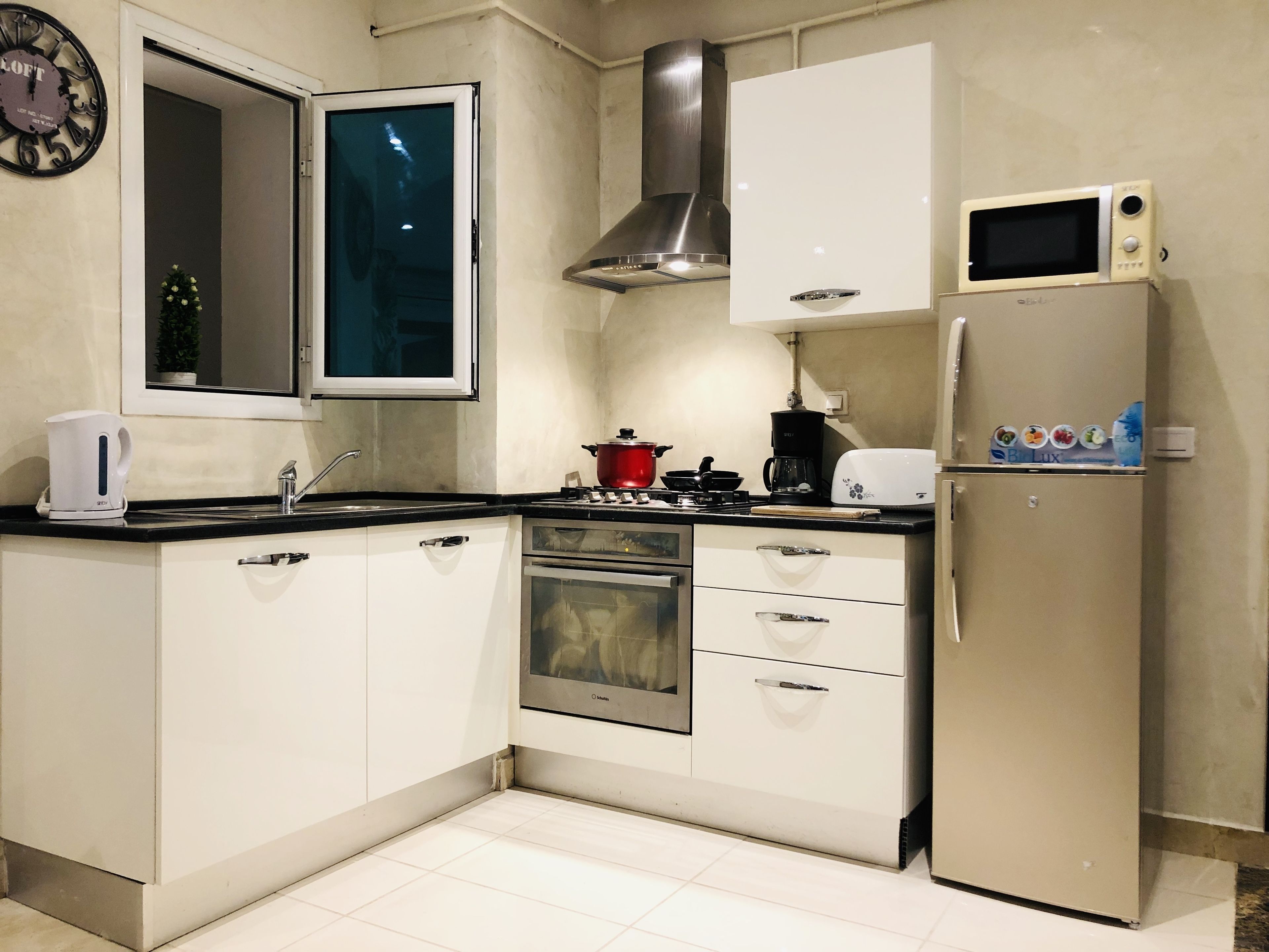 apartment | private kitchen | full-sized fridge, microwave, oven, stovetop