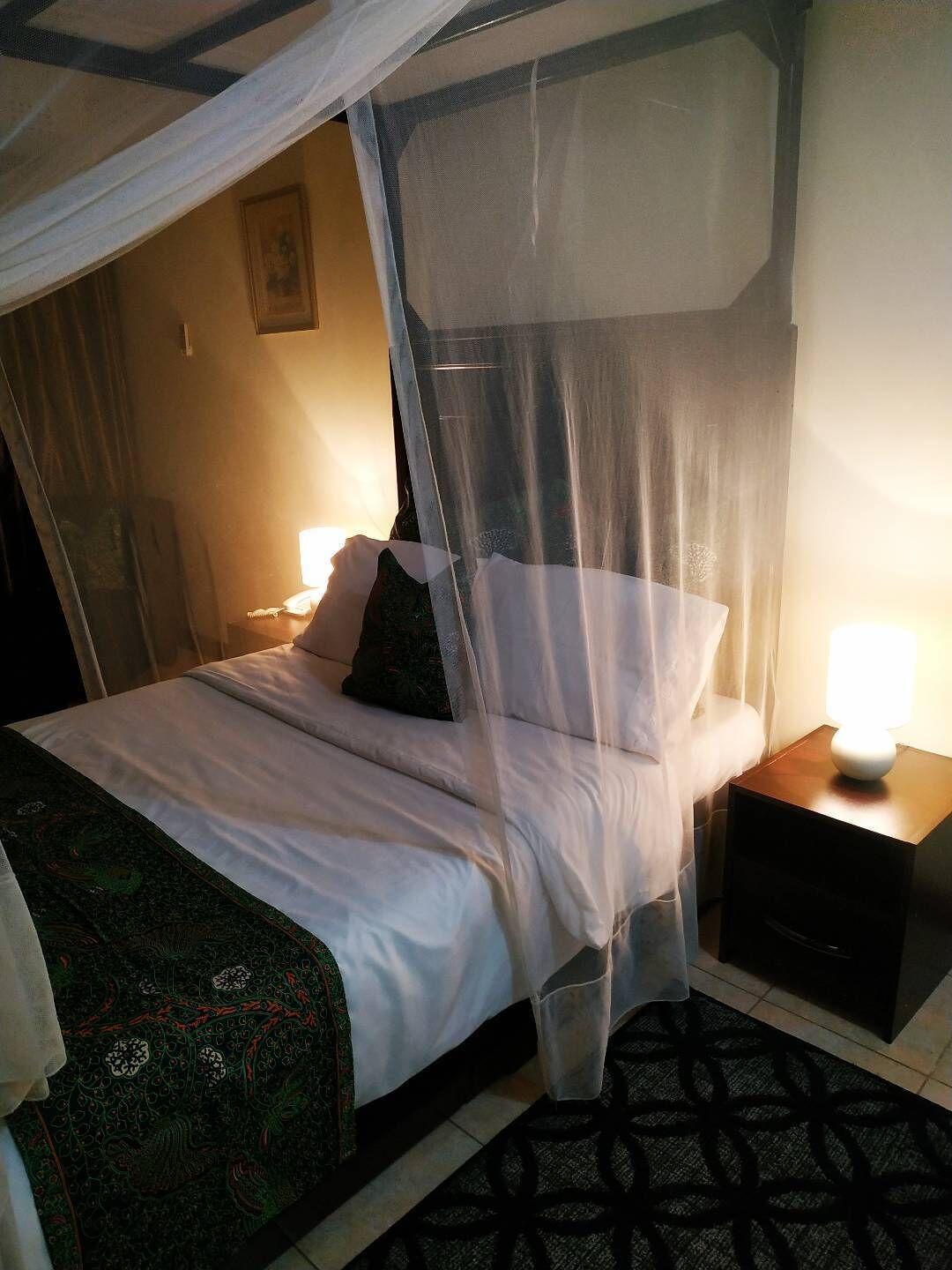 Basic Double Room, Multiple Beds | Premium bedding, in-room safe, desk, laptop workspace