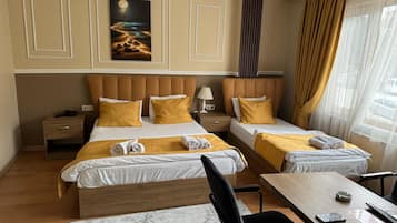 Family Triple Room | Iron/ironing board, free WiFi