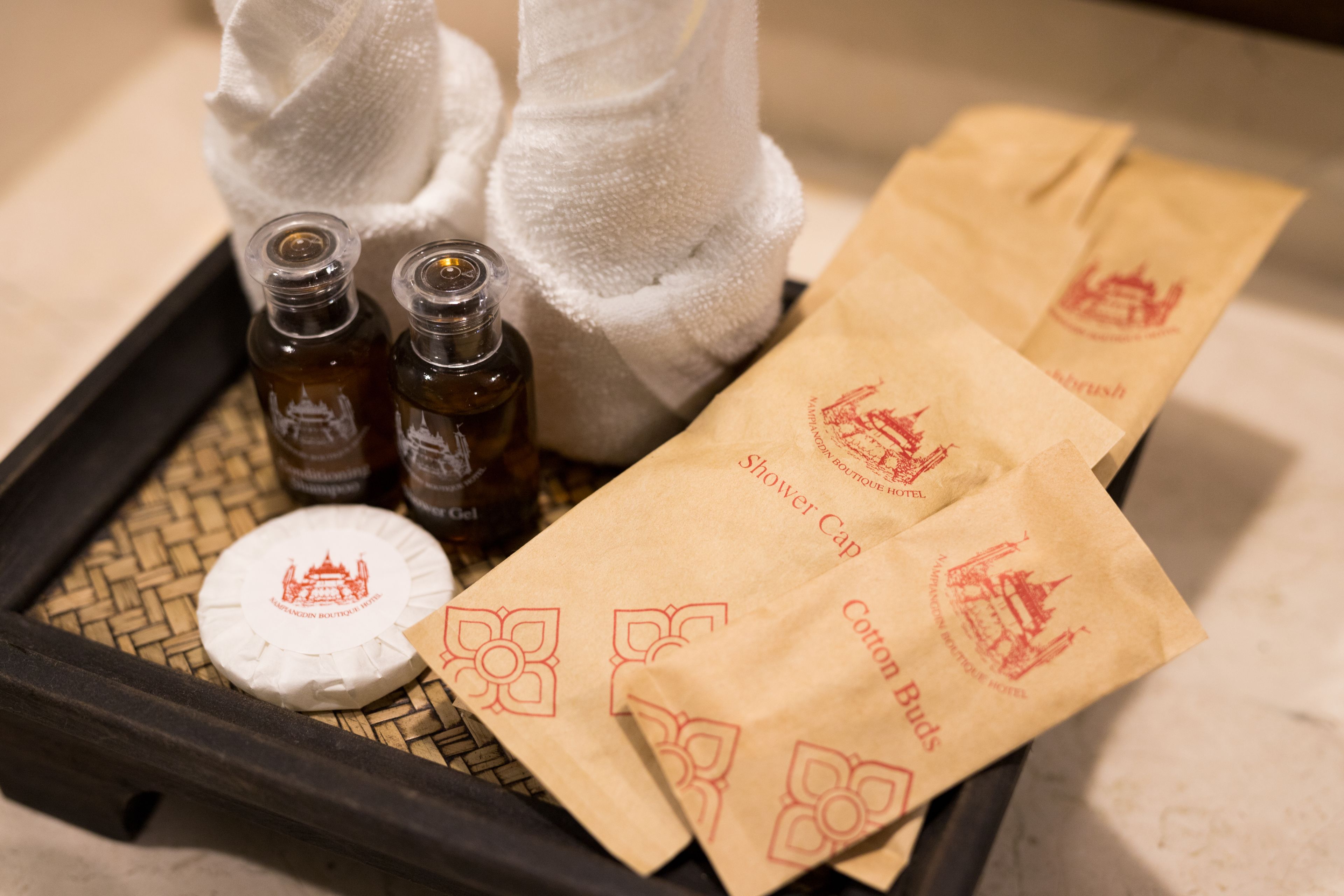 separate bathtub and shower, deep-soaking bathtub, free toiletries