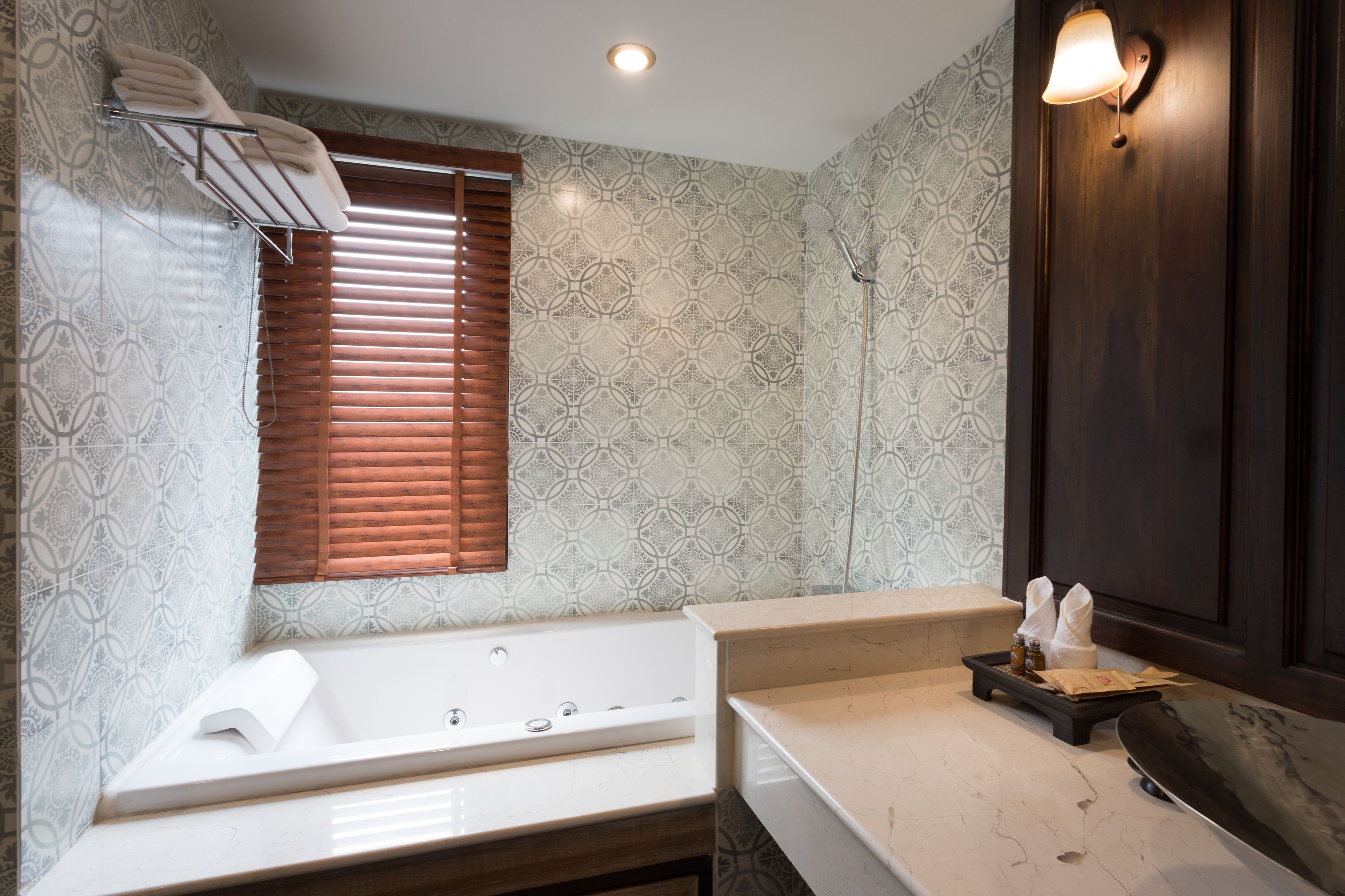 grand colonial | bathroom | separate bathtub and shower, deep-soaking bathtub, free toiletries