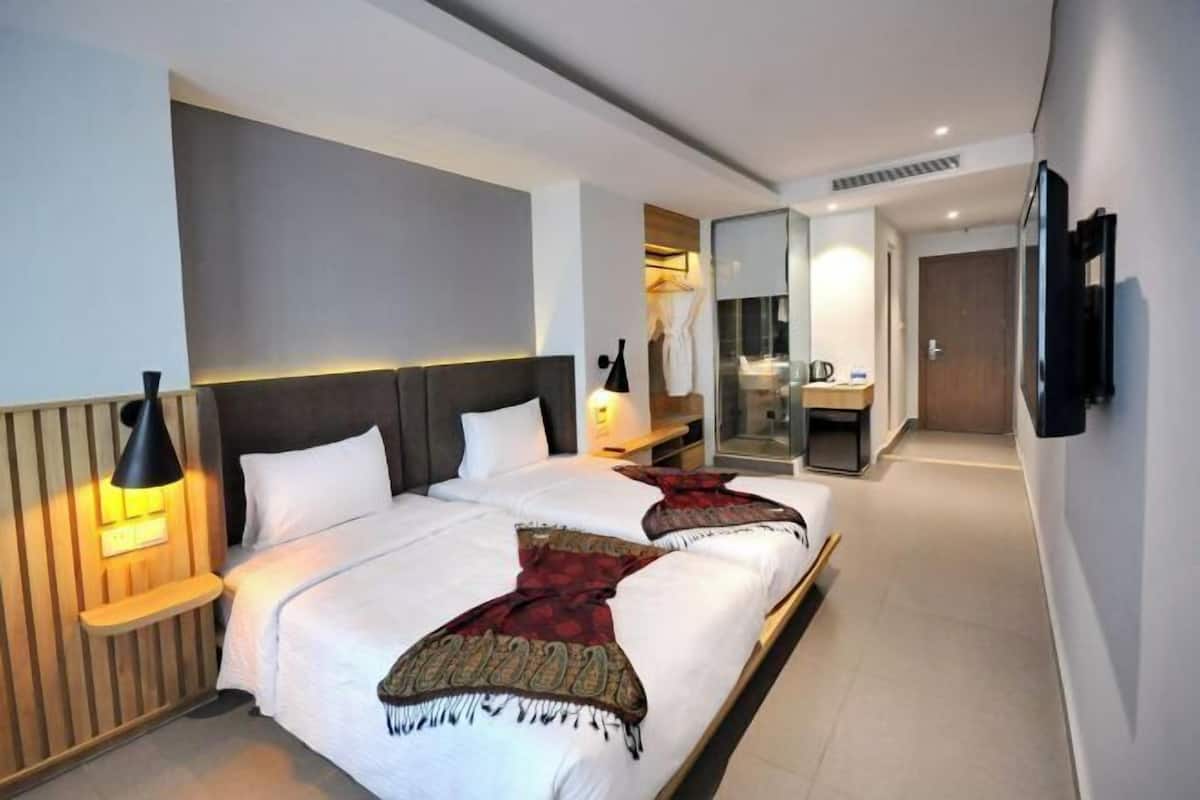Literie de qualité supérieure, surmatelas, minibar