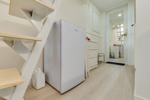 Economy Studio | Private kitchenette - Sokroma Elegant Aparts (St. Petersburg)