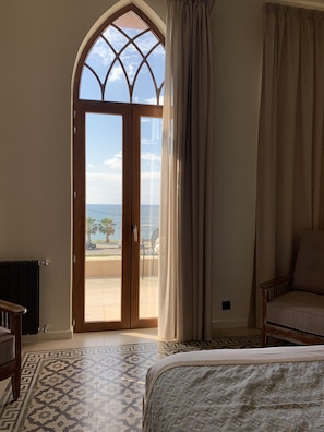 1 bedroom, minibar, in-room safe, desk
