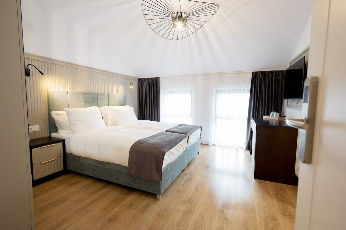 Business Twin kamer | Verduisterende gordijnen, geluiddichte muren, gratis wifi, beddengoed