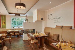 Breakfast area - Flair Hotel Hubertus (Bad Zwischenahn)