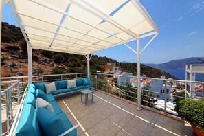Villa | Terras