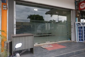 Majoituspaikan sisäänkäynti