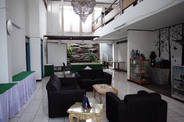 ロビー応接スペース