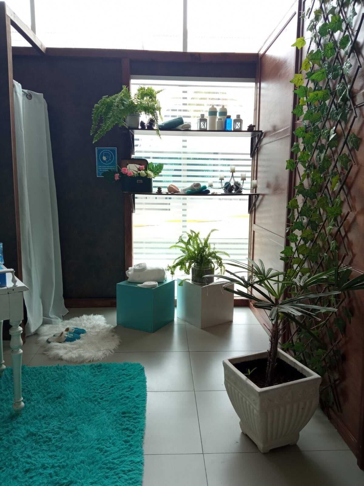 body treatments, hot stone massages, swedish massages, body scrubs