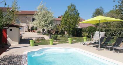 cottage three houses in the heart of the village of Druillat