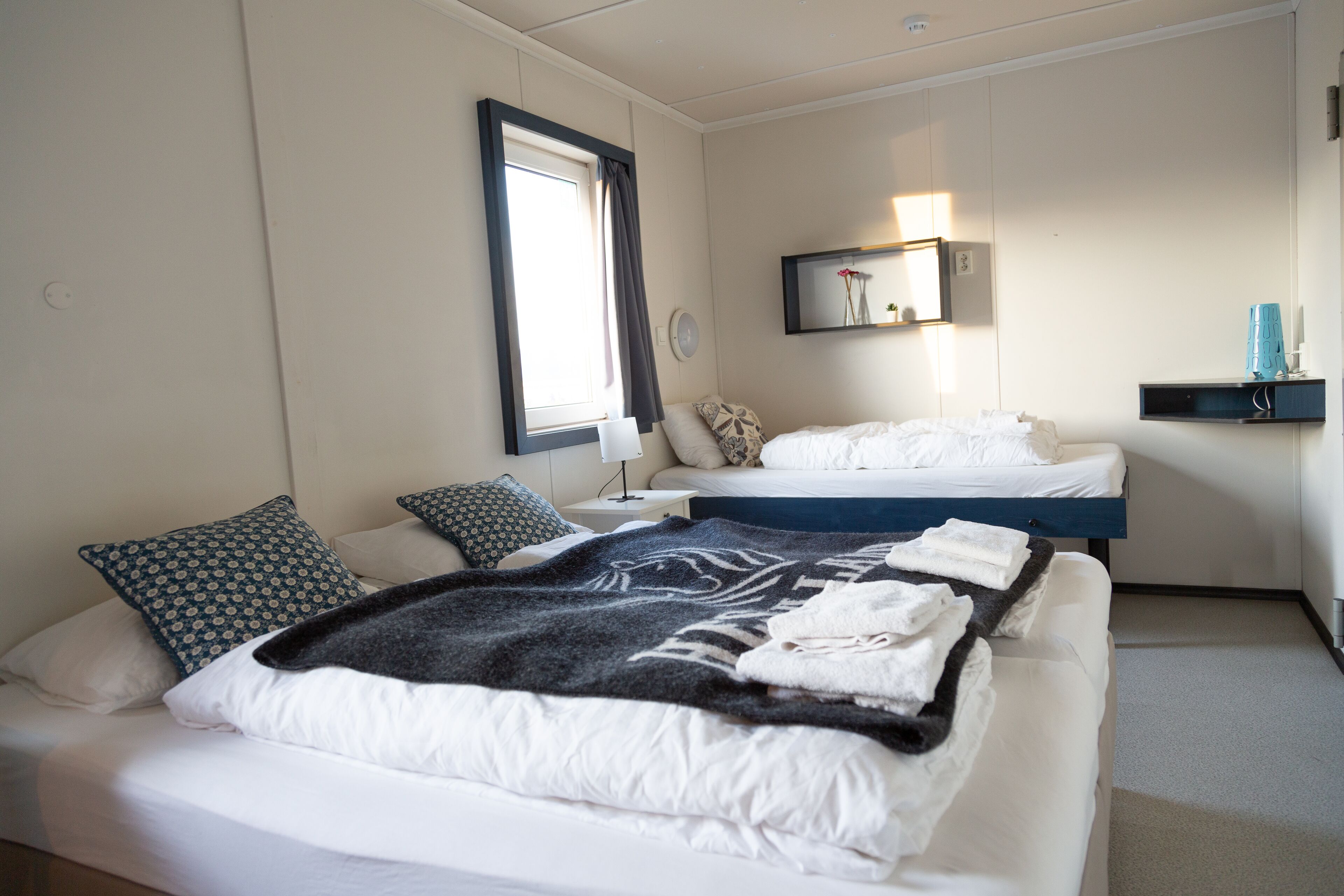 Standaard driepersoonskamer, privébadkamer, uitzicht op bergen | Kameruitzicht