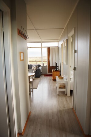 คอทเทจ, 3 ห้องนอน, วิวภูเขา | โต๊ะทำงาน, ห้องเก็บเสียง, Wi-Fi ฟรี, ผ้าปูที่นอน