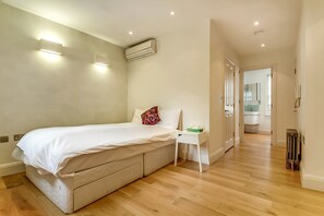 City Apartment, Multiple Beds, Non Smoking, City View