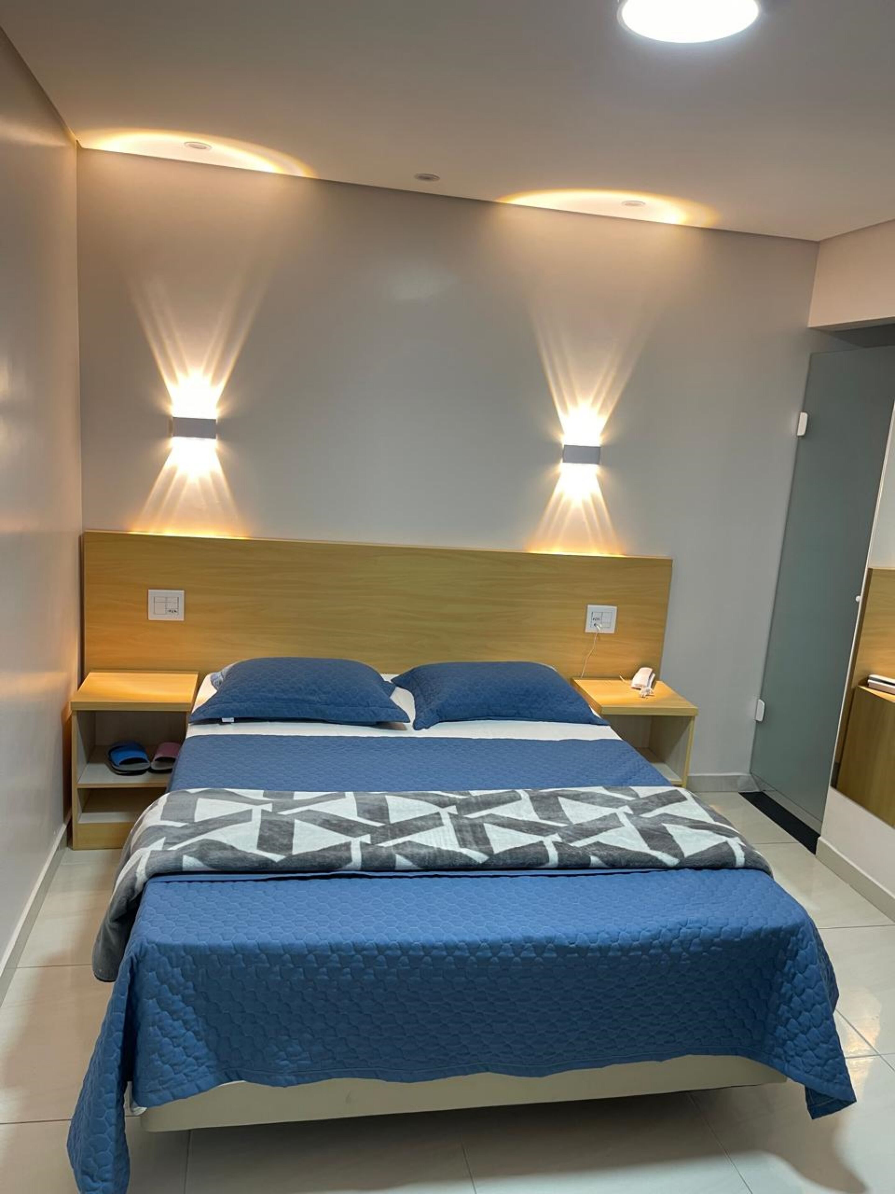 Deluxe Double Room | Free WiFi, bed sheets