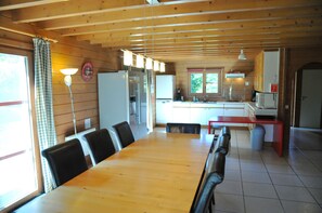 Casa Confort, 4 habitaciones | Servicio a la habitación