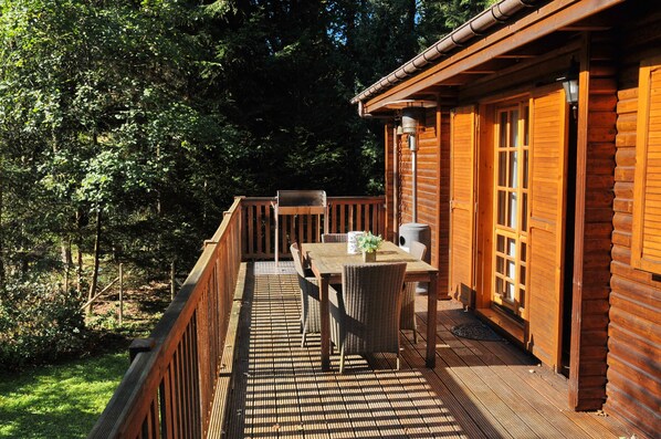 Chalet Confort, 4 chambres | Terrasse/Patio