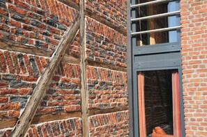 Exterior detail - Chez Robert (Durbuy)