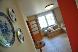 Comfort House, 3 Bedrooms | Living room