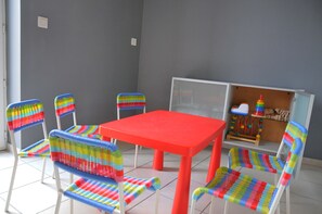 Children’s play area – indoor
