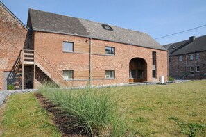 Exterior - Grange de Marcel (Somme-Leuze)