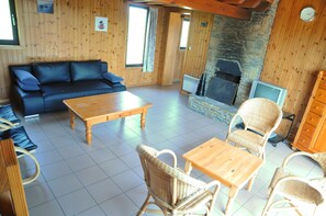 Comfort huis, 3 slaapkamers | Woonruimte | Een televisie