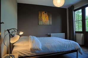 4 habitaciones, cunas y wifi gratis 