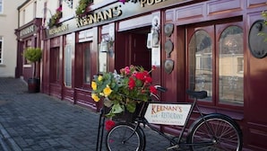 Exterior - Keenan's Boutique Hotel (Tarmonbarry)
