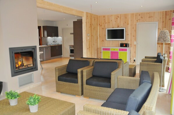 Chalet Confort, plusieurs chambres | Coin séjour