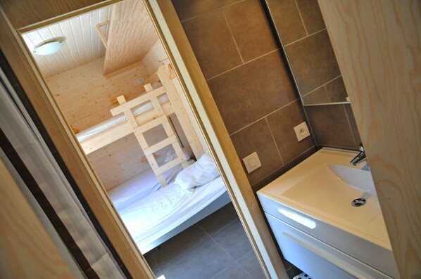 Comfort Chalet, 5 Bedrooms